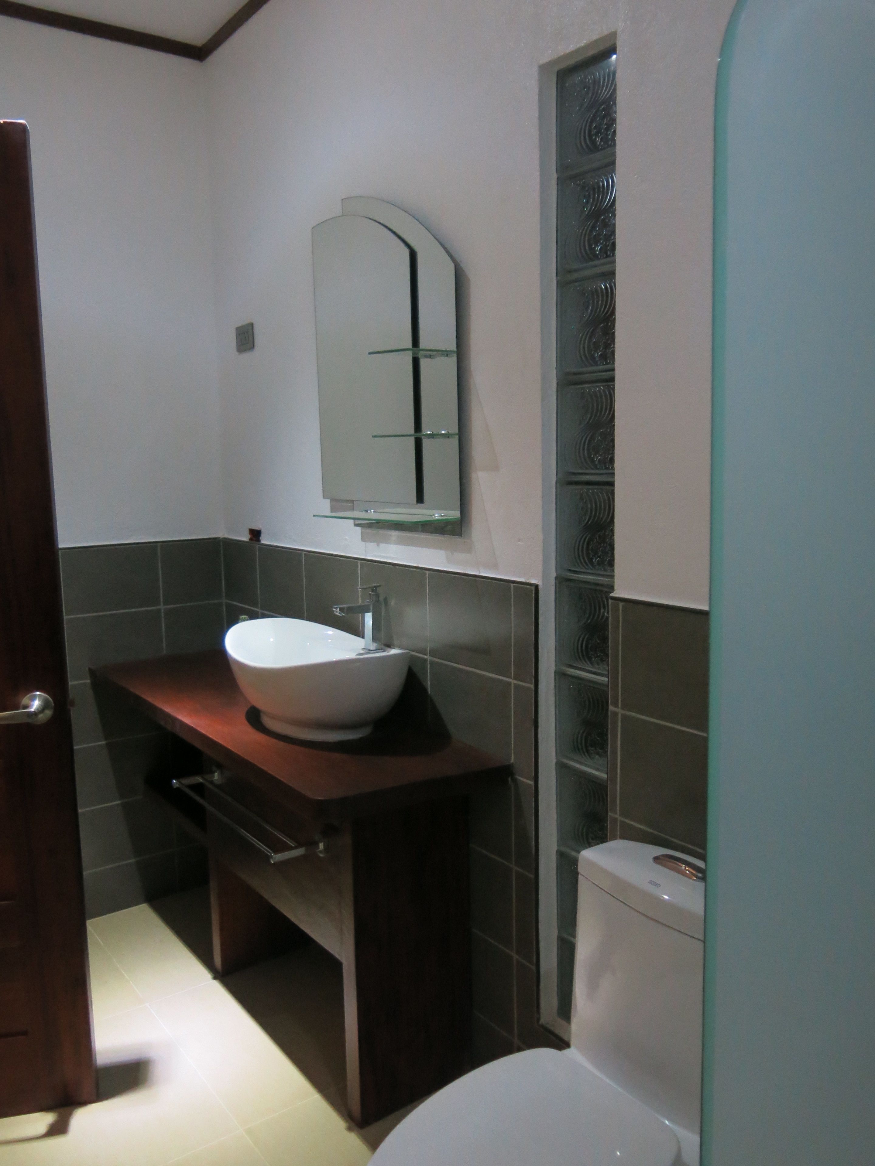 superior room | bathroom | shower, rainfall showerhead, free toiletries, hair dryer