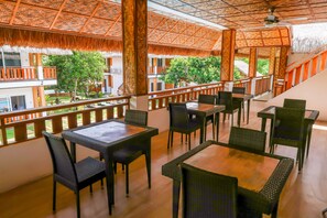 Restaurant - Scent of Green Papaya Resort (Panglao)