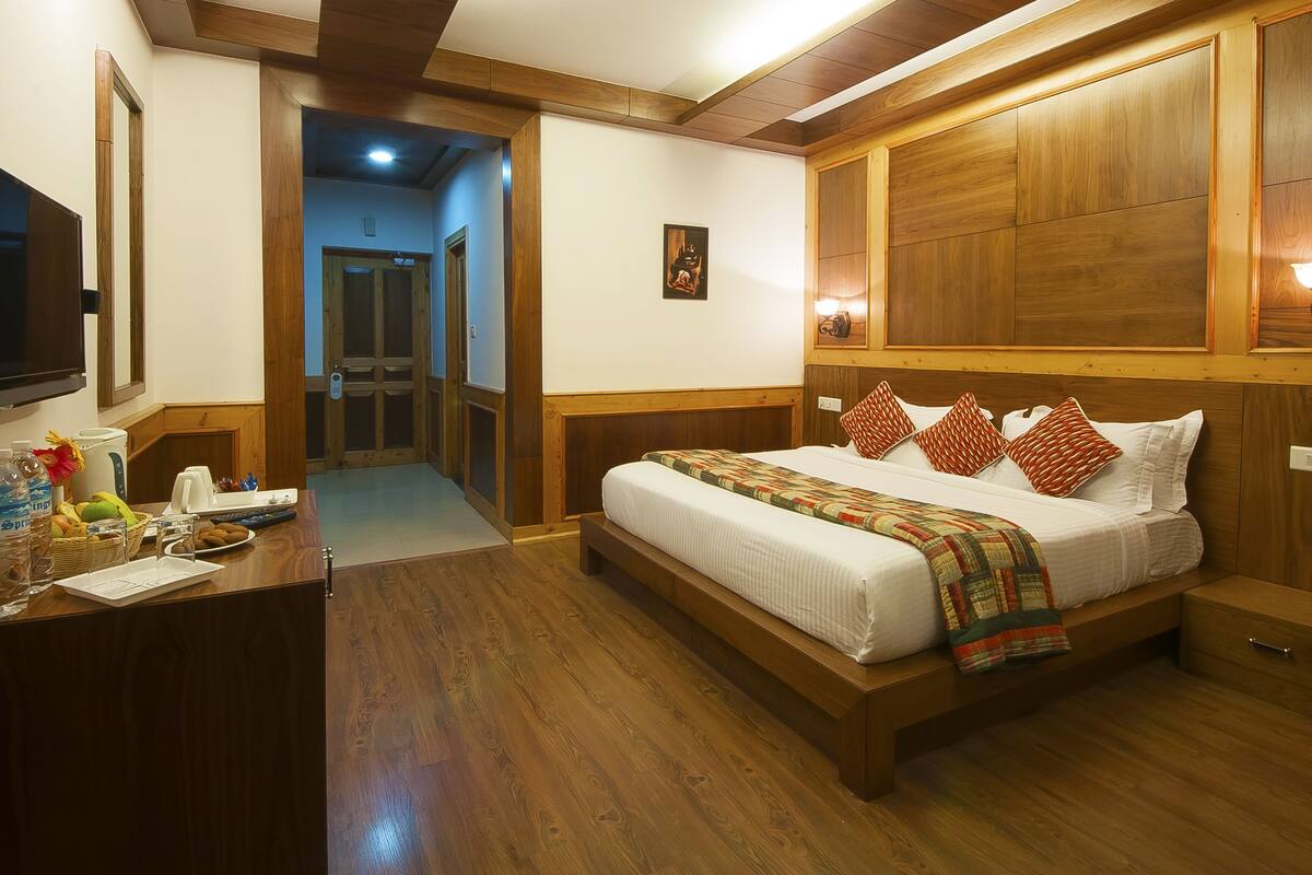Seprai premium, meja kerja, dan setrika/meja setrika