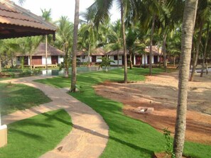 Property grounds - Kanan Beach Resort - Kerala (Hosdurg)