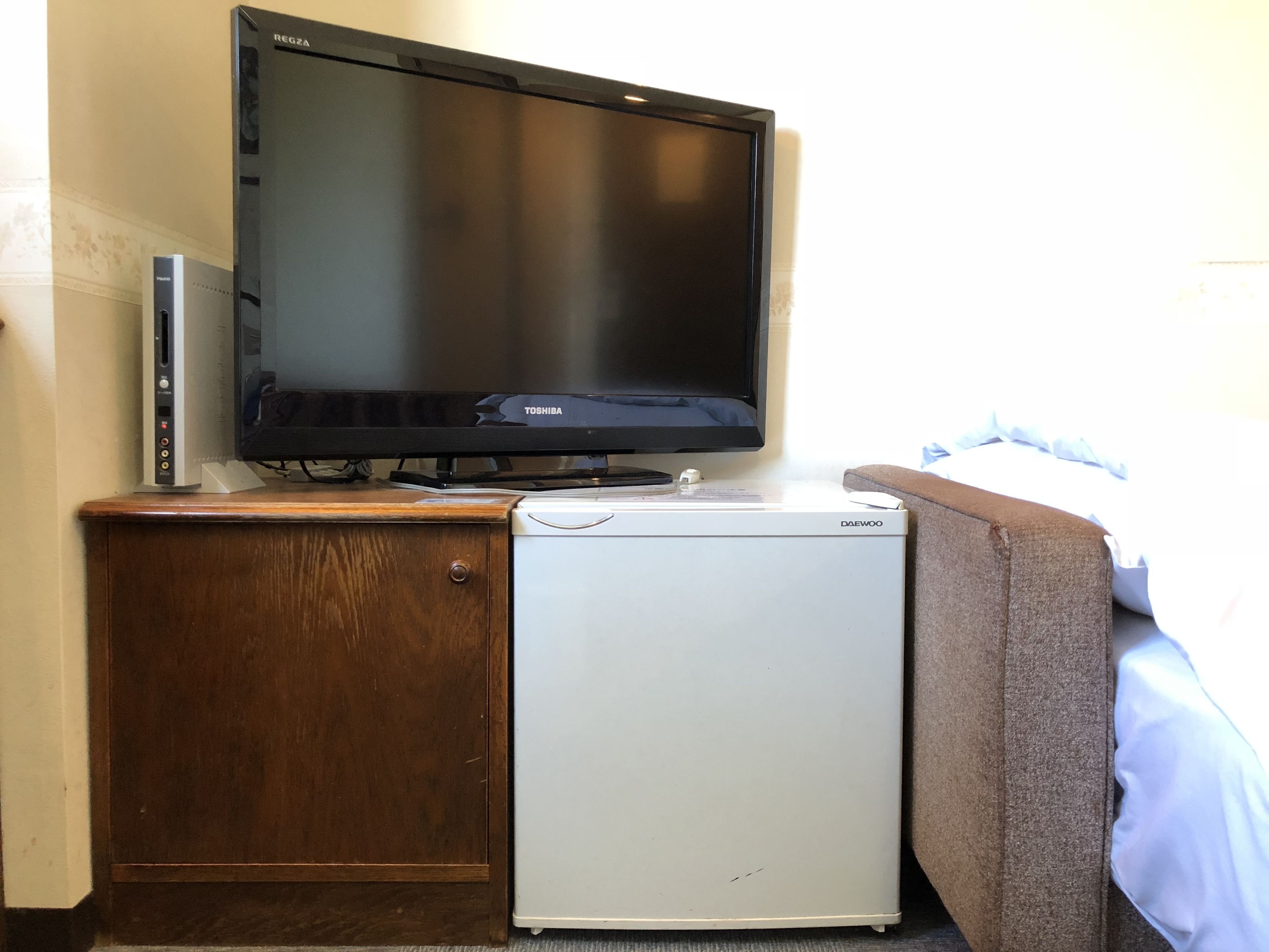 twin room | blackout curtains, iron/ironing board, free wifi, bed sheets