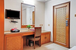 Executive Room, 1 Single Bed, City View