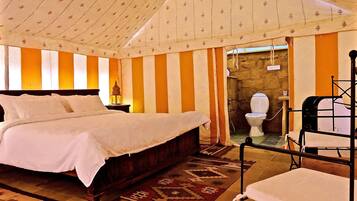 Deluxe-Zelt, 1 Schlafzimmer | Hochwertige Bettwaren, Bügeleisen/Bügelbrett, Zustellbetten, Bettwäsche