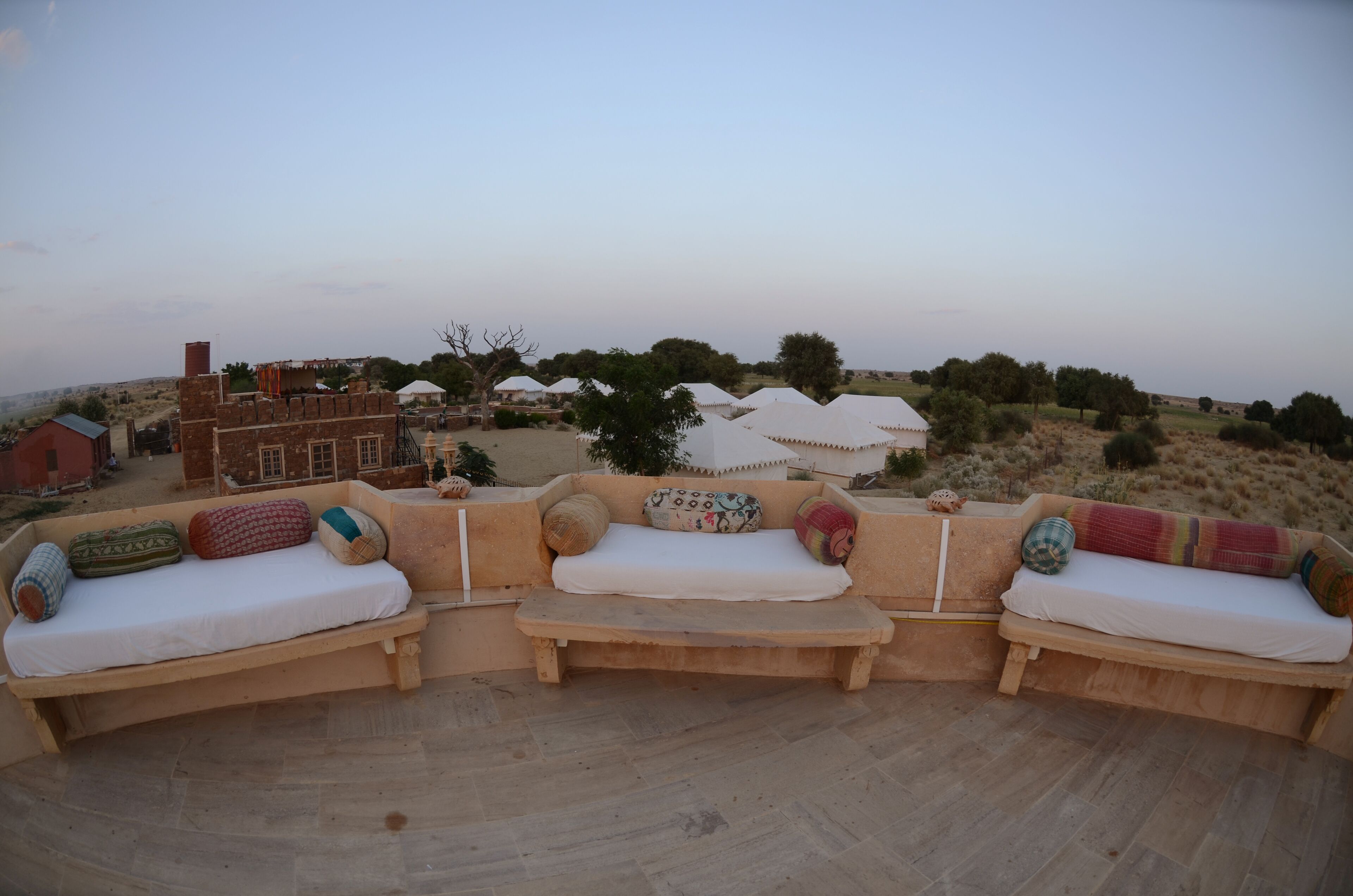 ダモドラ デザート キャンプ Expedia提供写真