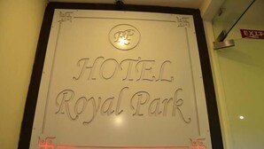 Placa para o HOTEL Royal Park.