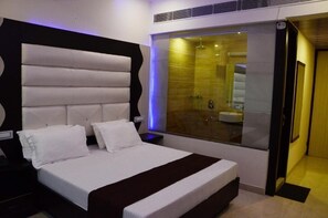 Coffres-forts dans les chambres, bureau, Wi-Fi gratuit
