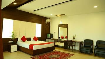 Double Room, 1 King Bed (Sapphire Mansion)