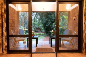 Habitació familiar, 2 dormitoris, vistes al jardí | Vista des de l'habitació