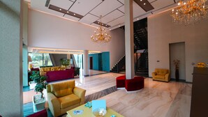 Quầy tiếp tân