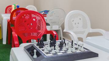 Innen-Kinderspielplatz