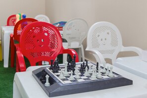 Área de juegos infantiles techada