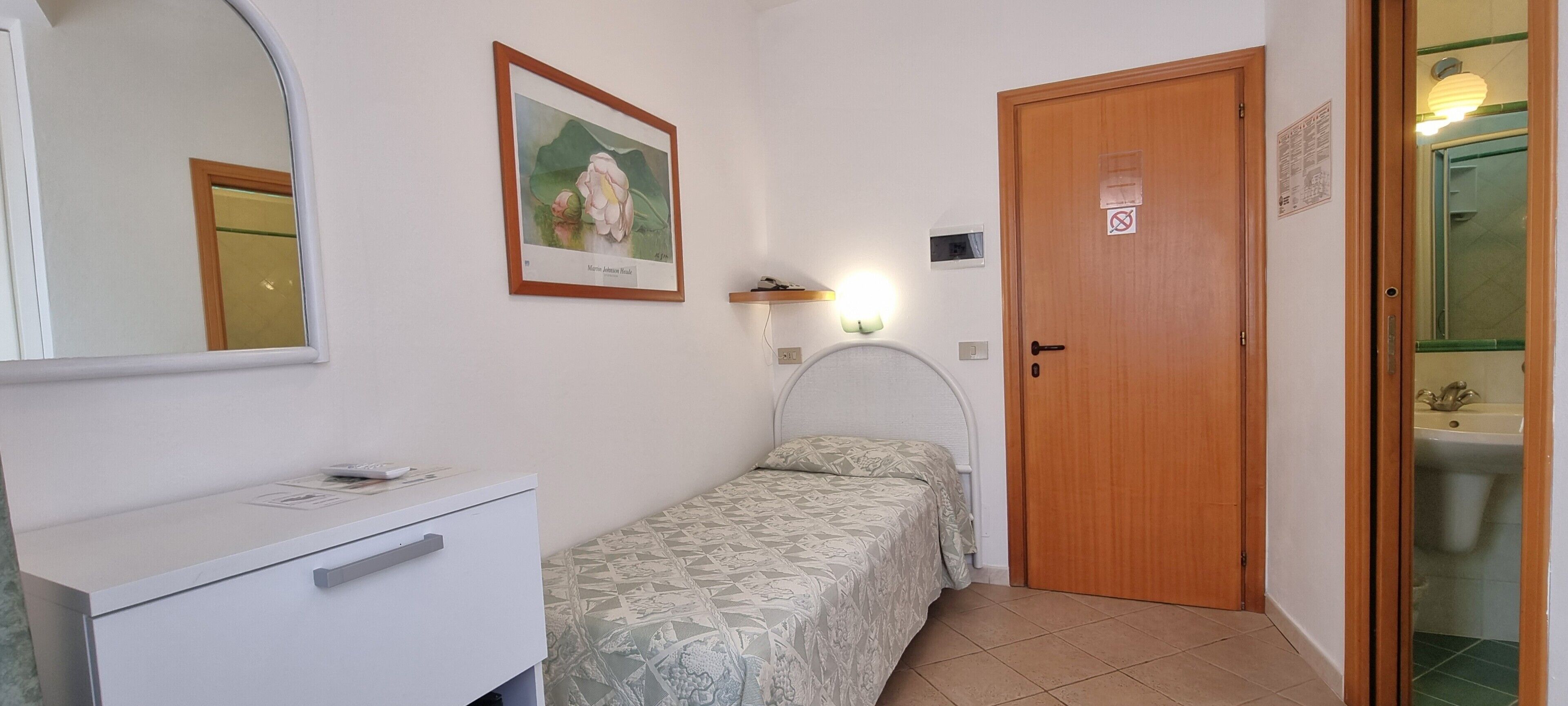 Economy Single Room (No Balcony - First Floor)