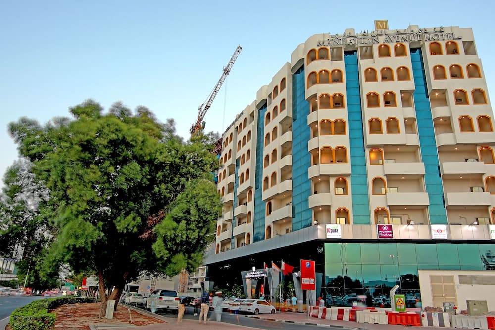 Manhattan Avenue Hotel