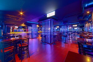 Nightclub - Manhattan Avenue Hotel (Dubai)