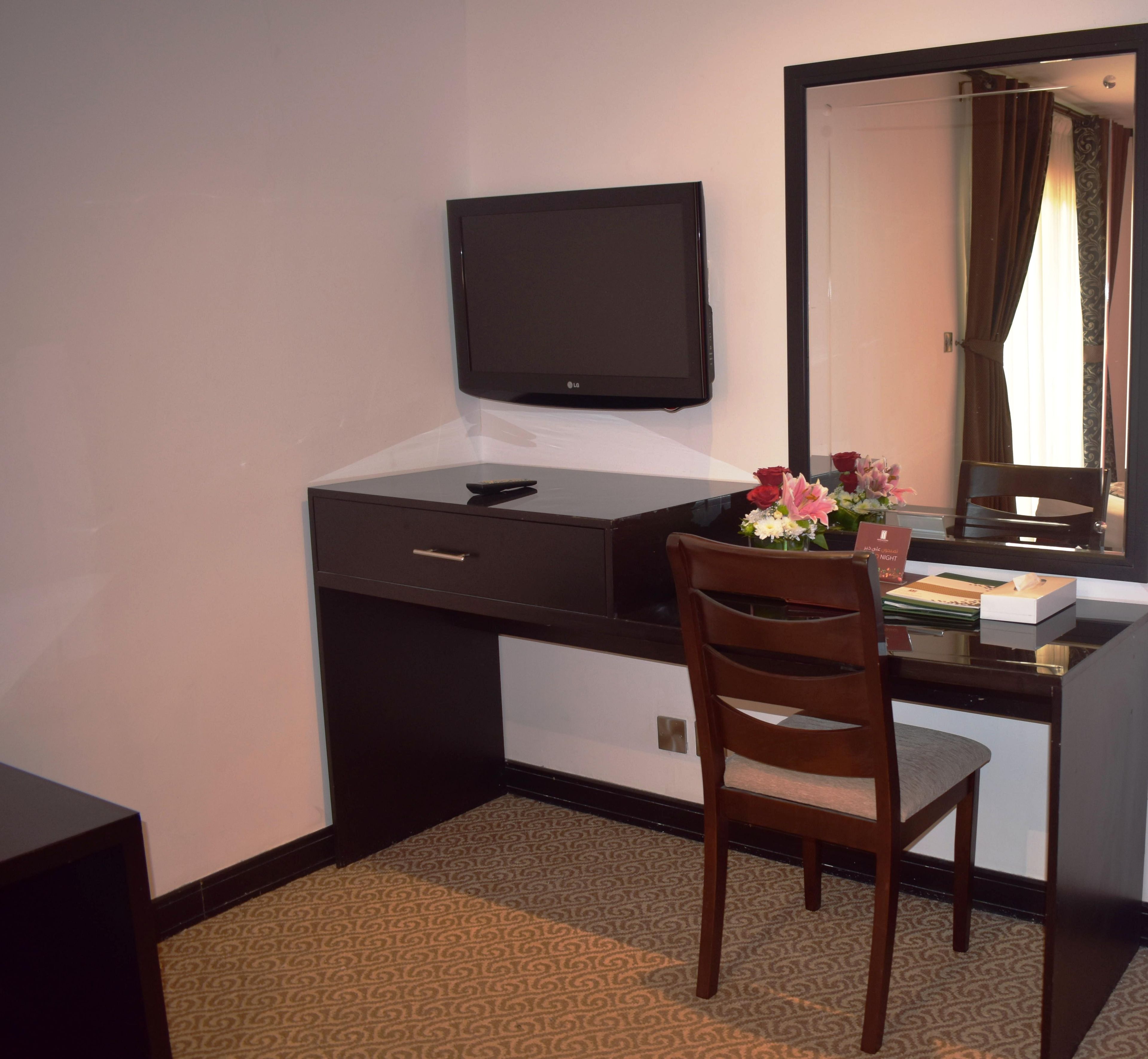 Photo - Manhattan Avenue Hotel