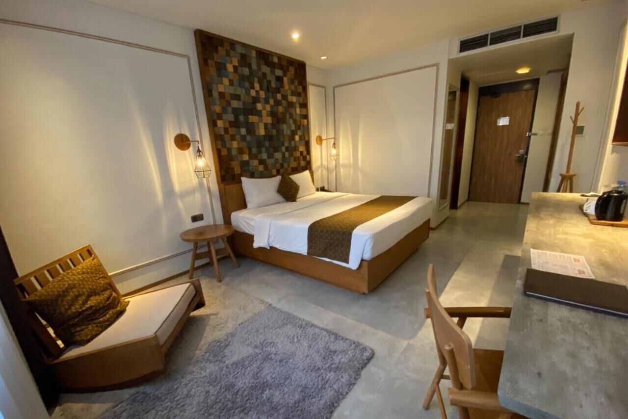 minibar, in-room safe, desk, soundproofing