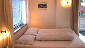 Single Room, Kitchenette