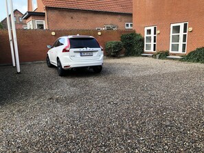 Free self-parking