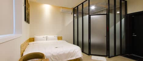 Deluxe Double Room | Free WiFi