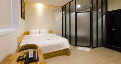 Ara Hotel