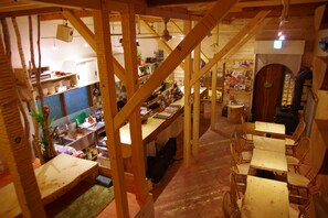 Dining - SappoLodge - Hostel (Sapporo)