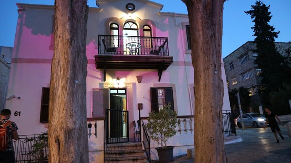 Deluxe Villa | Balcony