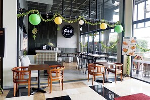 Coffee shop