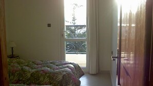 2 bedrooms, blackout drapes, cribs (free), WiFi (free) - Résidence La Galiote (Essaouira)