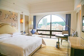 Premium bedding, down duvets, pillow-top beds, minibar