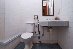 Dusche, Regendusche, Bidet