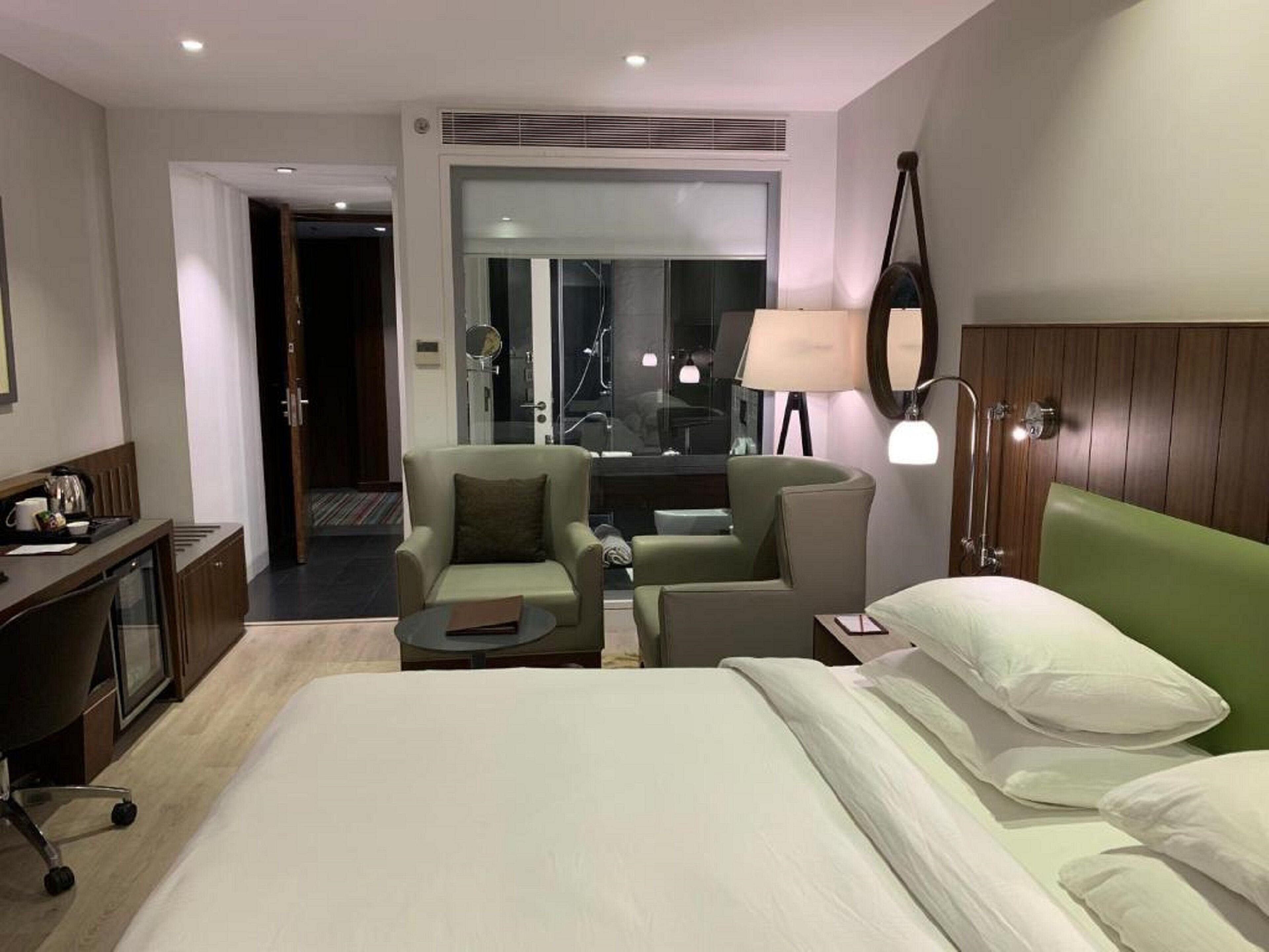 deluxe room | premium bedding, in-room safe, desk, laptop workspace