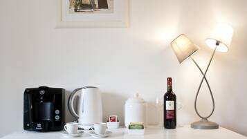 Premium bedding, in-room safe, desk, free WiFi