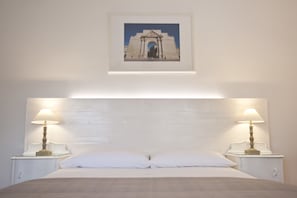 Premium bedding, in-room safe, desk, free WiFi - And So (Lecce)