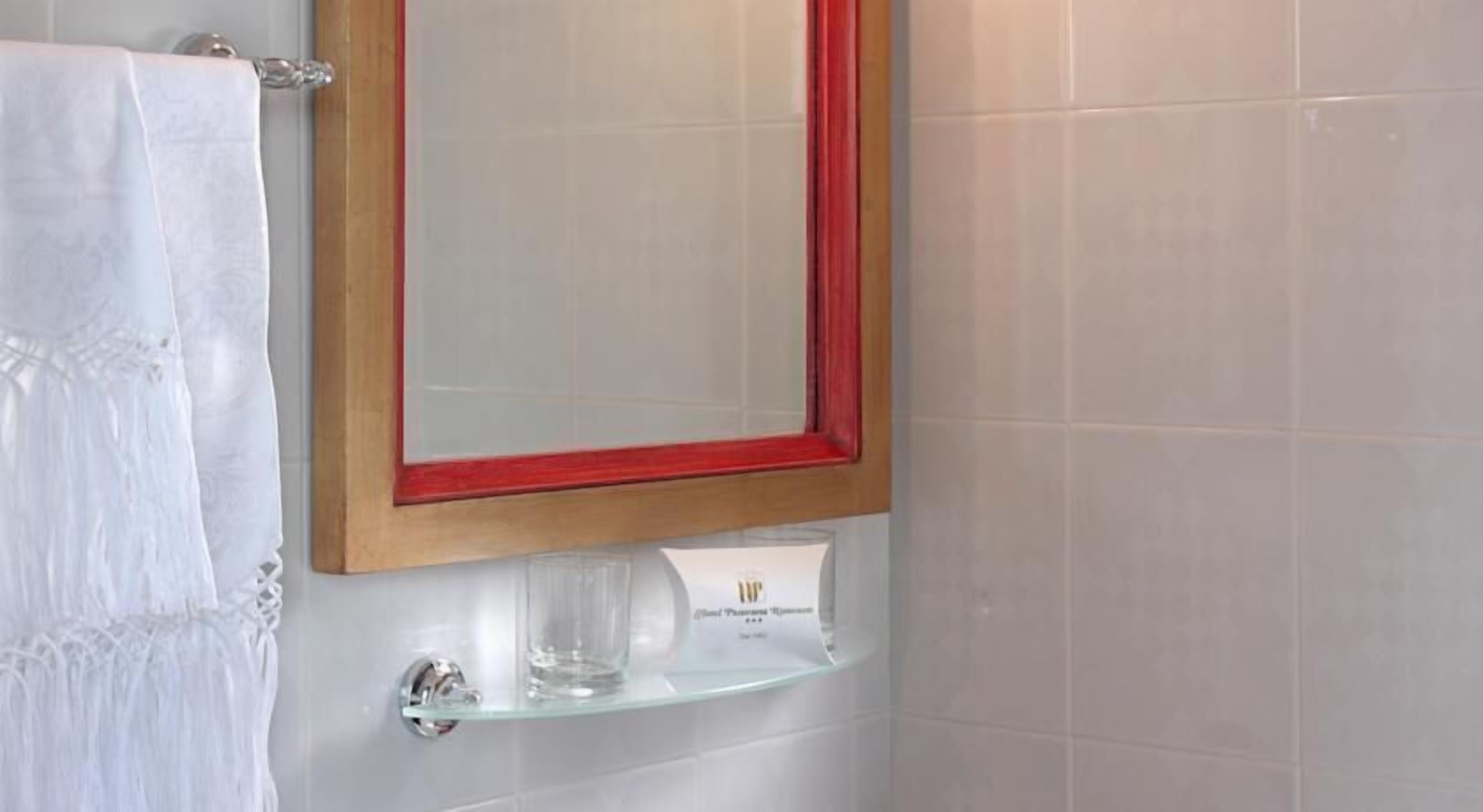 shower, free toiletries, hair dryer, bidet