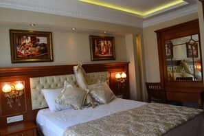 Standard Family Suite (4 Person) | 1 bedroom, minibar, in-room safe, individually decorated - Blue Istanbul Suites (Istanbul)