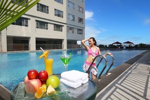 Indoor pool - Eurasia international hotel (Dongguan)