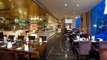 Daily buffet breakfast for a fee