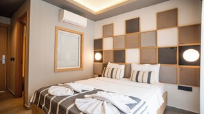 Ropa de cama de alta calidad y minibar 