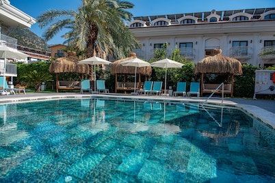 Blue Star Hotel