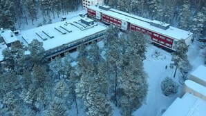 Exterior - Linnasmäki - Hostel (Turku)