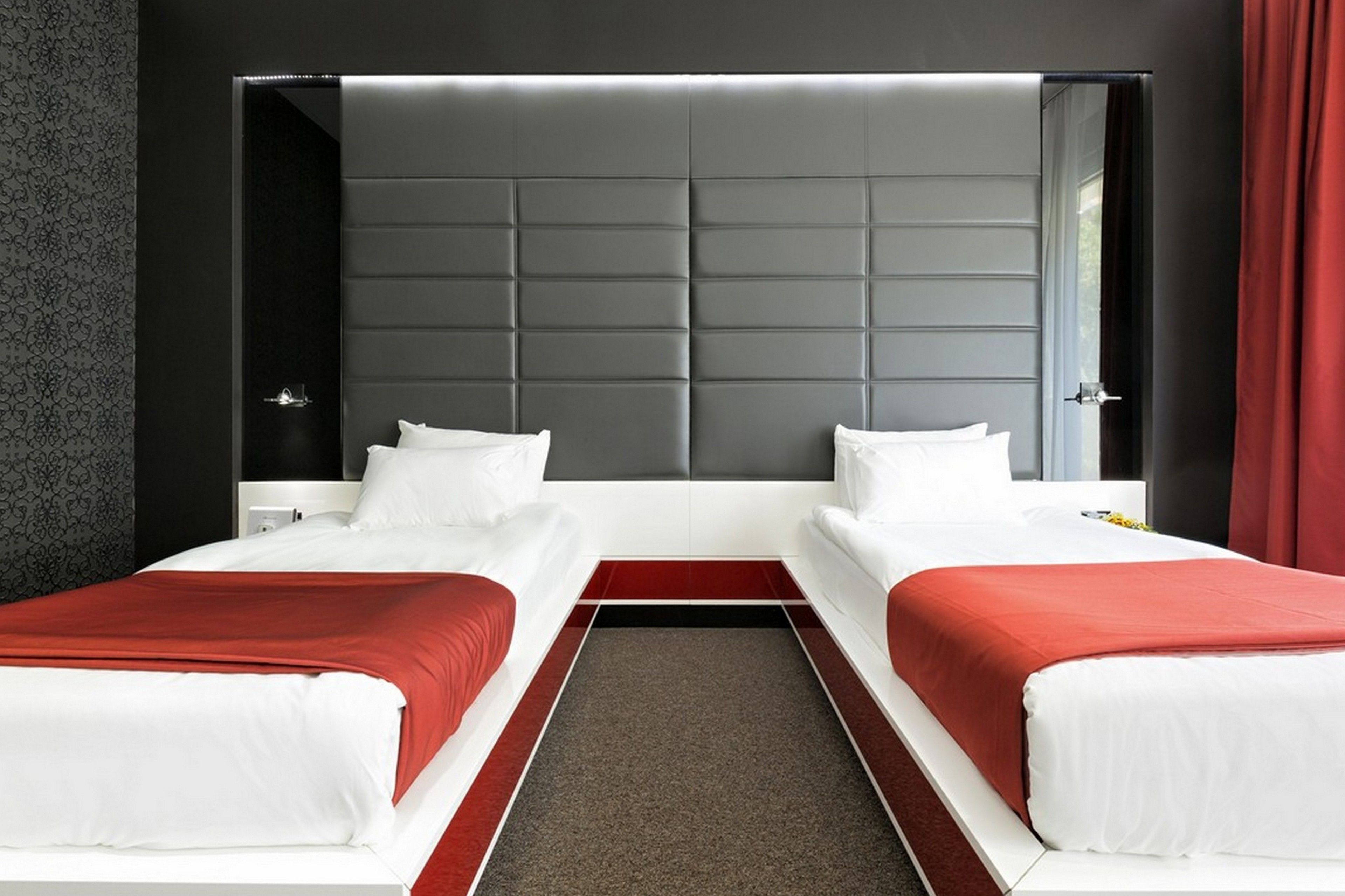 superior double or twin room, 1 bedroom | 1 bedroom, premium bedding, minibar, in-room safe