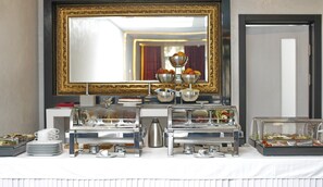 Buffet - Nova City Hotel Signature Collection (Belgrade)