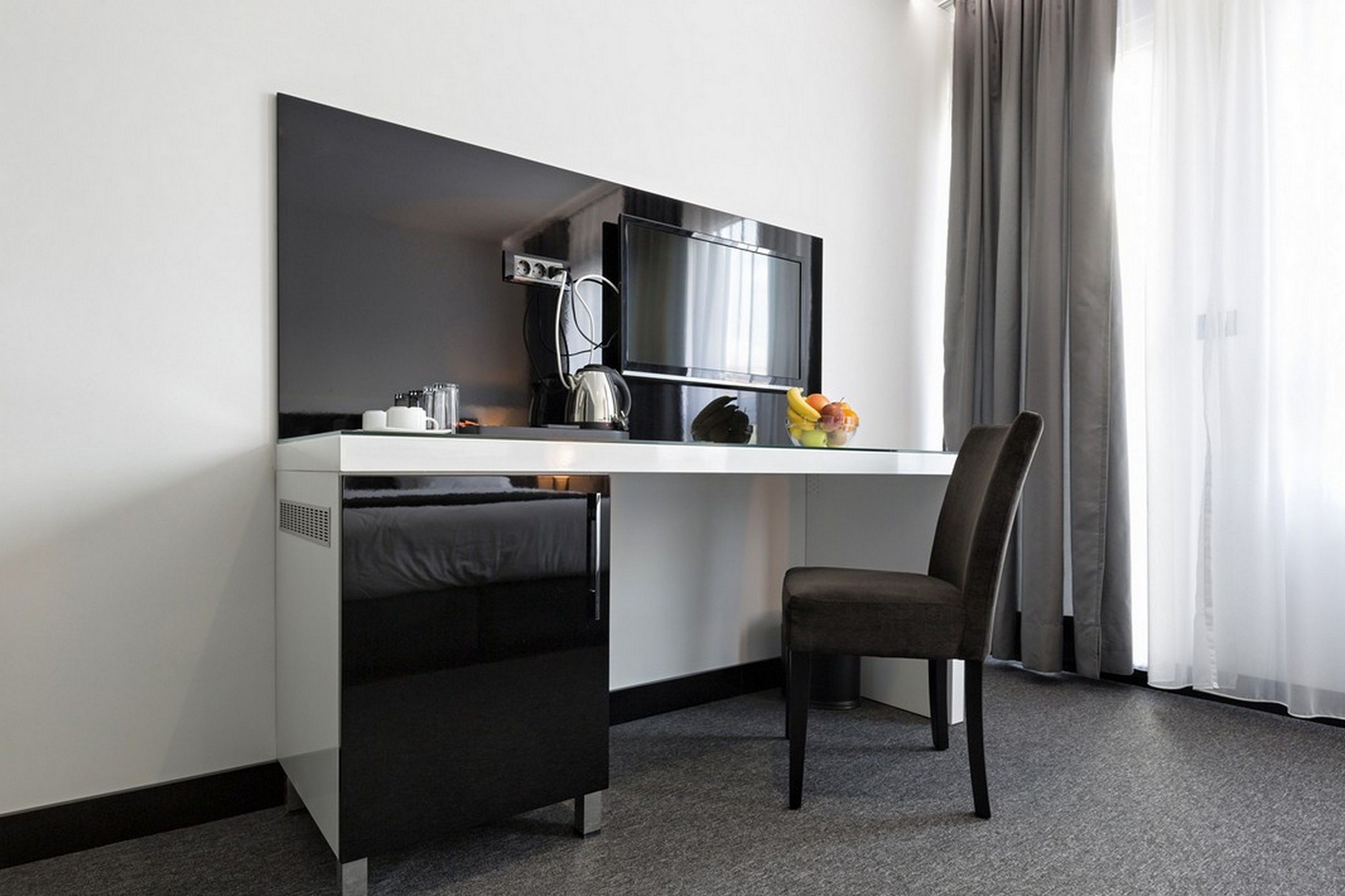 superior double or twin room, 1 bedroom | 1 bedroom, premium bedding, minibar, in-room safe