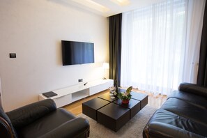Comfort Apartment, 2 Bedrooms | Premium bedding, minibar, in-room safe, individually decorated