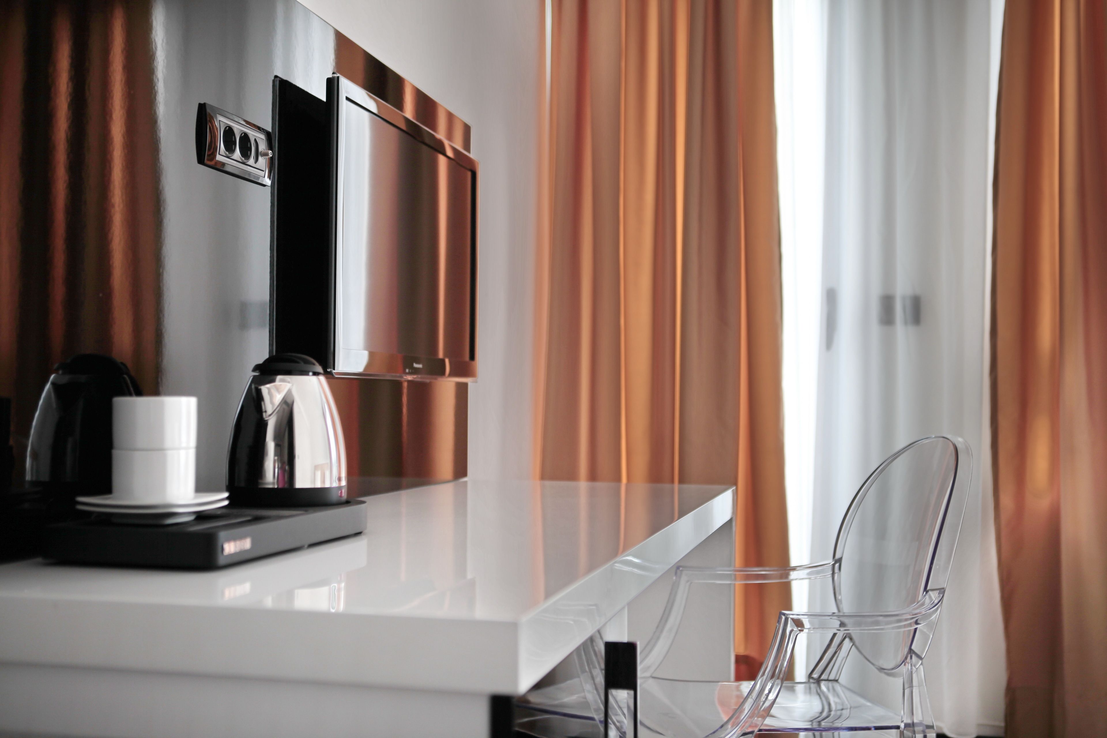 1 bedroom, premium bedding, minibar, in-room safe