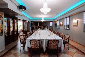 Meeting facility - Hotel L'Enclos (Donneville)