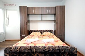 Studio, Balcony (2 Persons) | Living area
