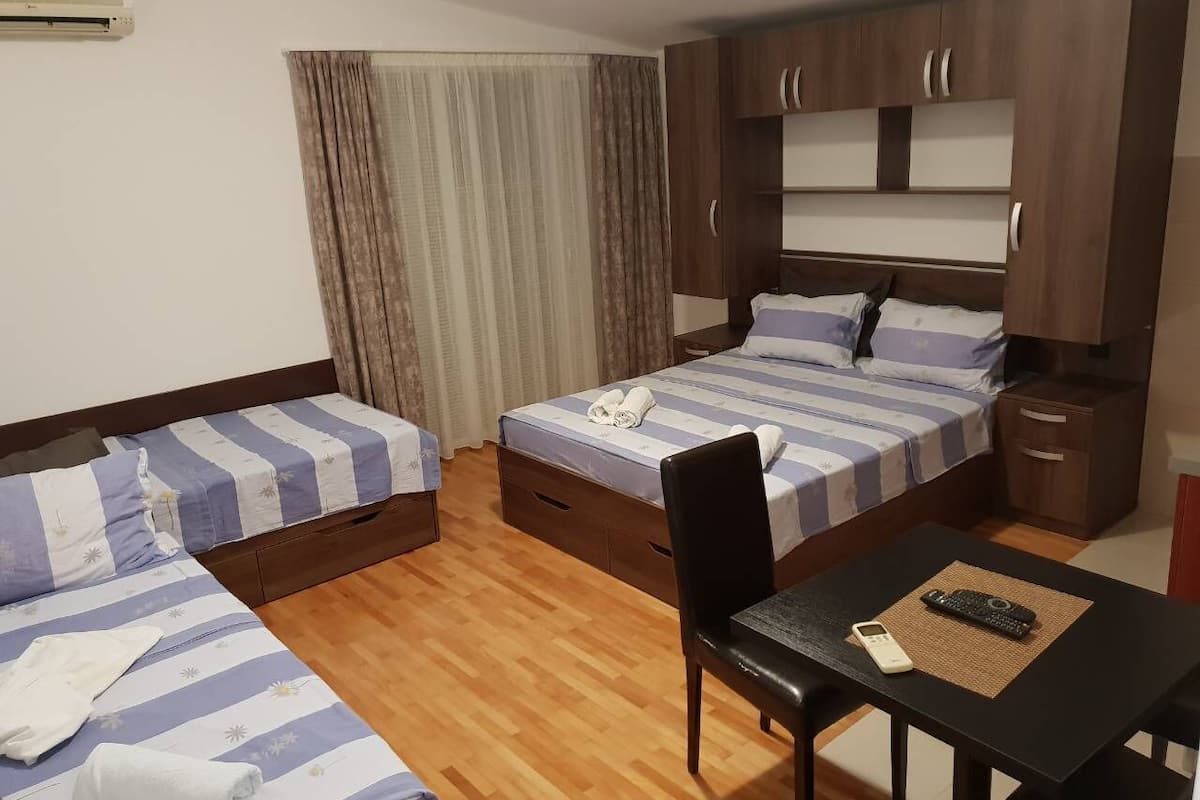 Studio, Balcony, Sea View (4 Persons) | In-room safe, iron/ironing board, free WiFi, individually furnished