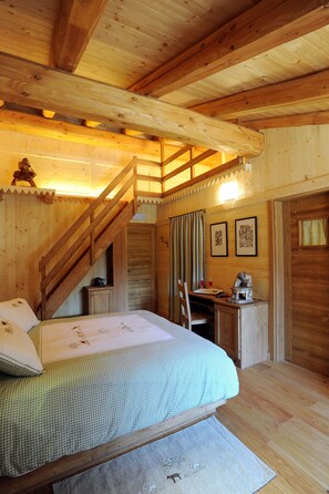 Articles de toilette (gratuits), séchoir à cheveux, bidet