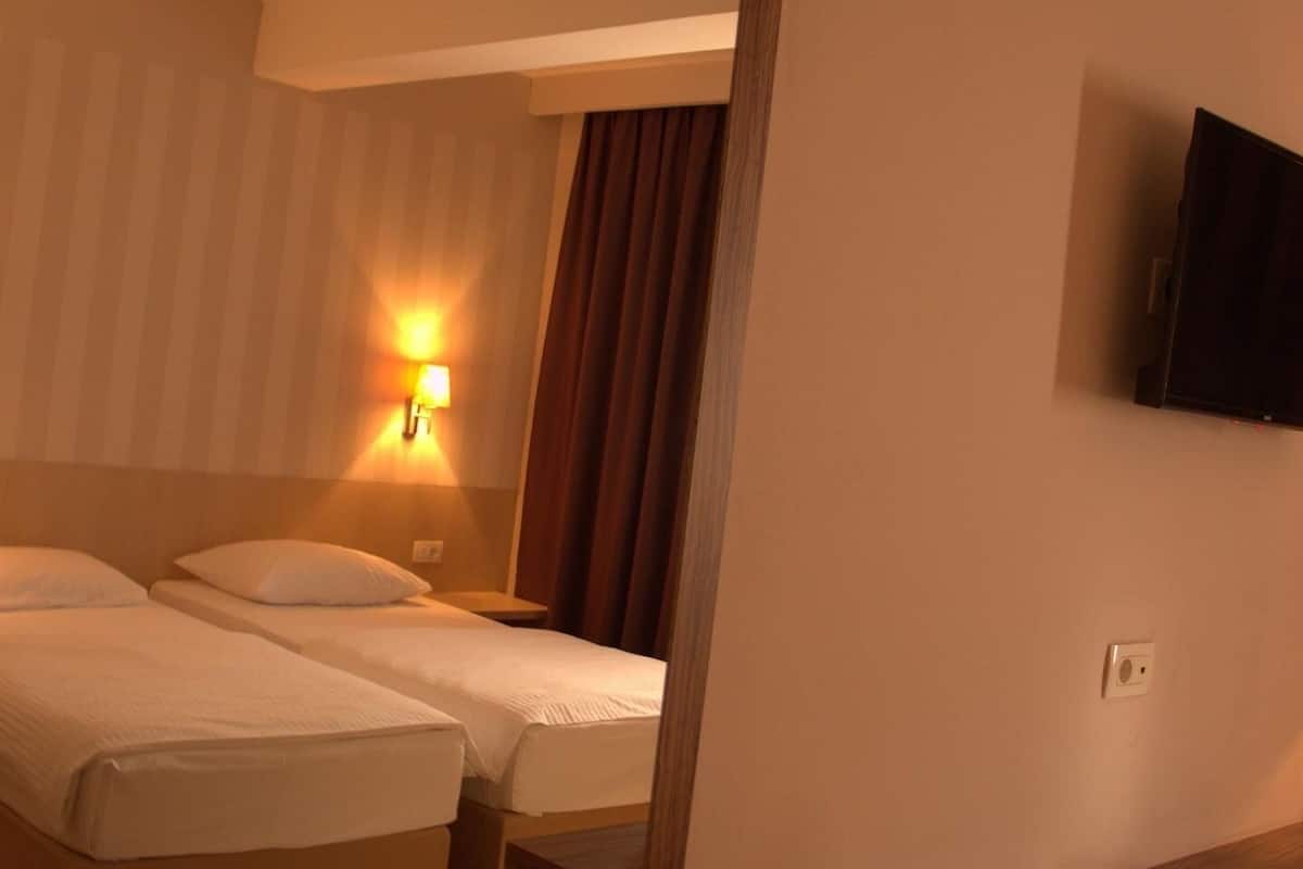 premium bedding, free cots/infant beds, free wifi, wheelchair access